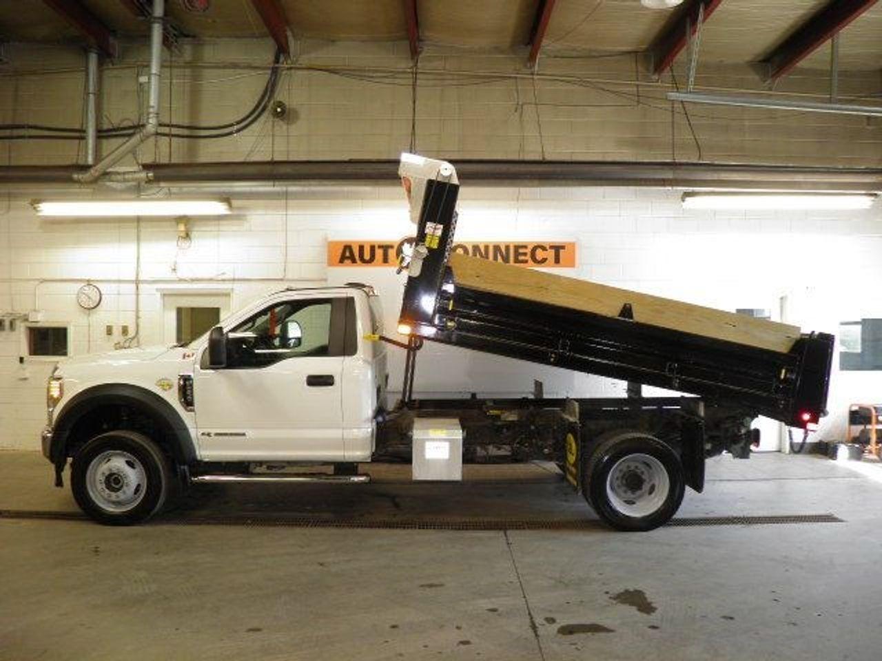 2020 Ford F-550 SEL-0
