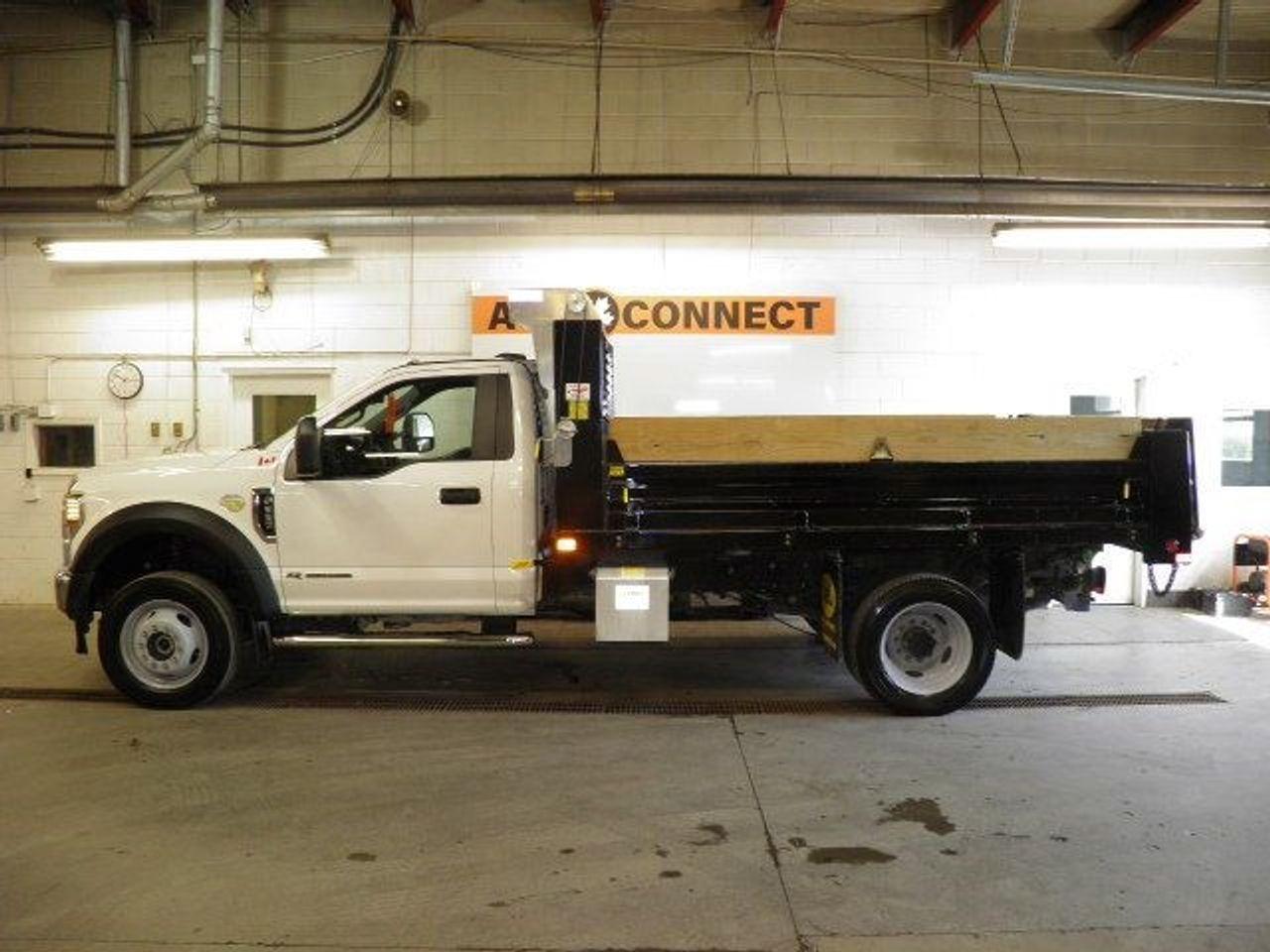 2020 Ford F-550 SEL-1