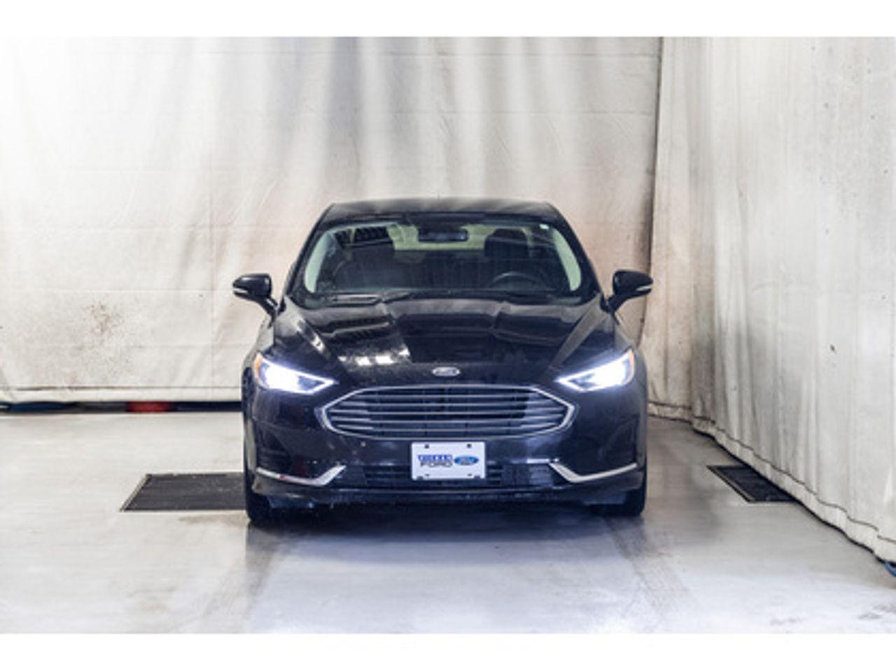 2020 Ford Fusion Hybrid -1