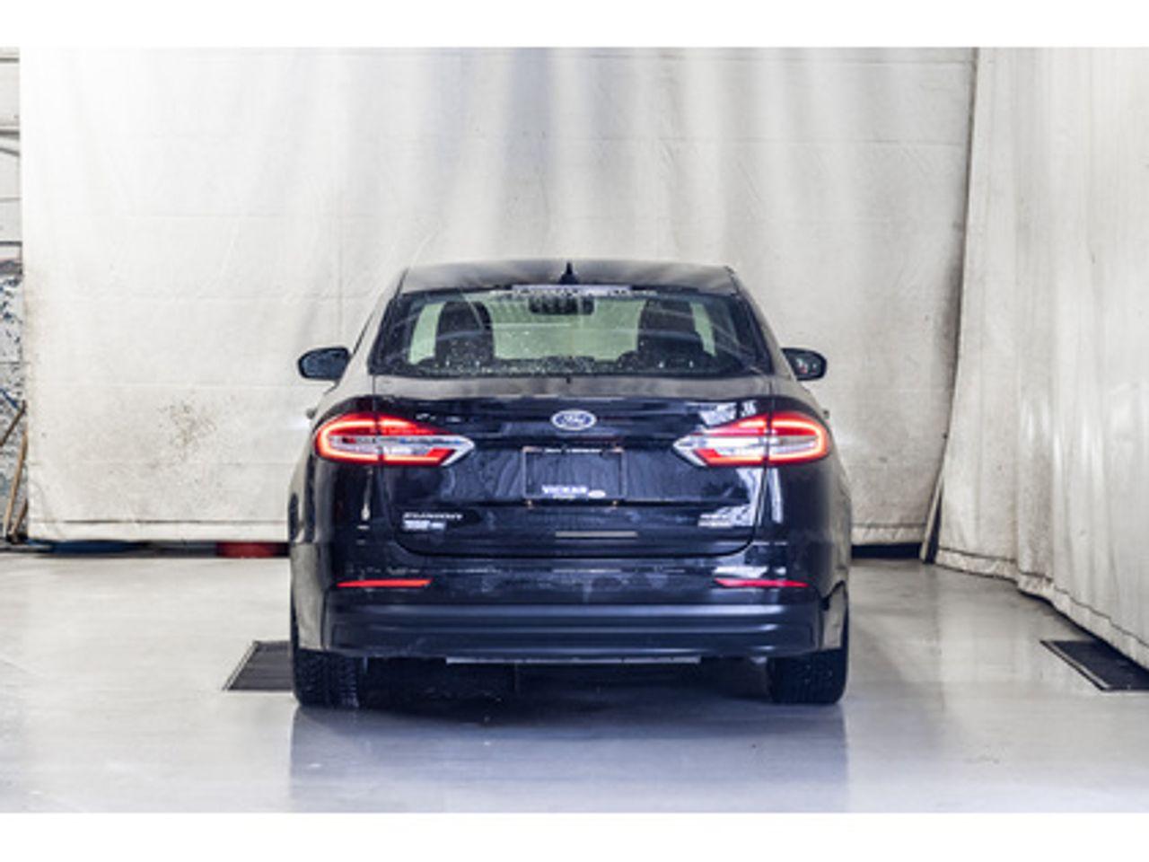 2020 Ford Fusion Hybrid -2