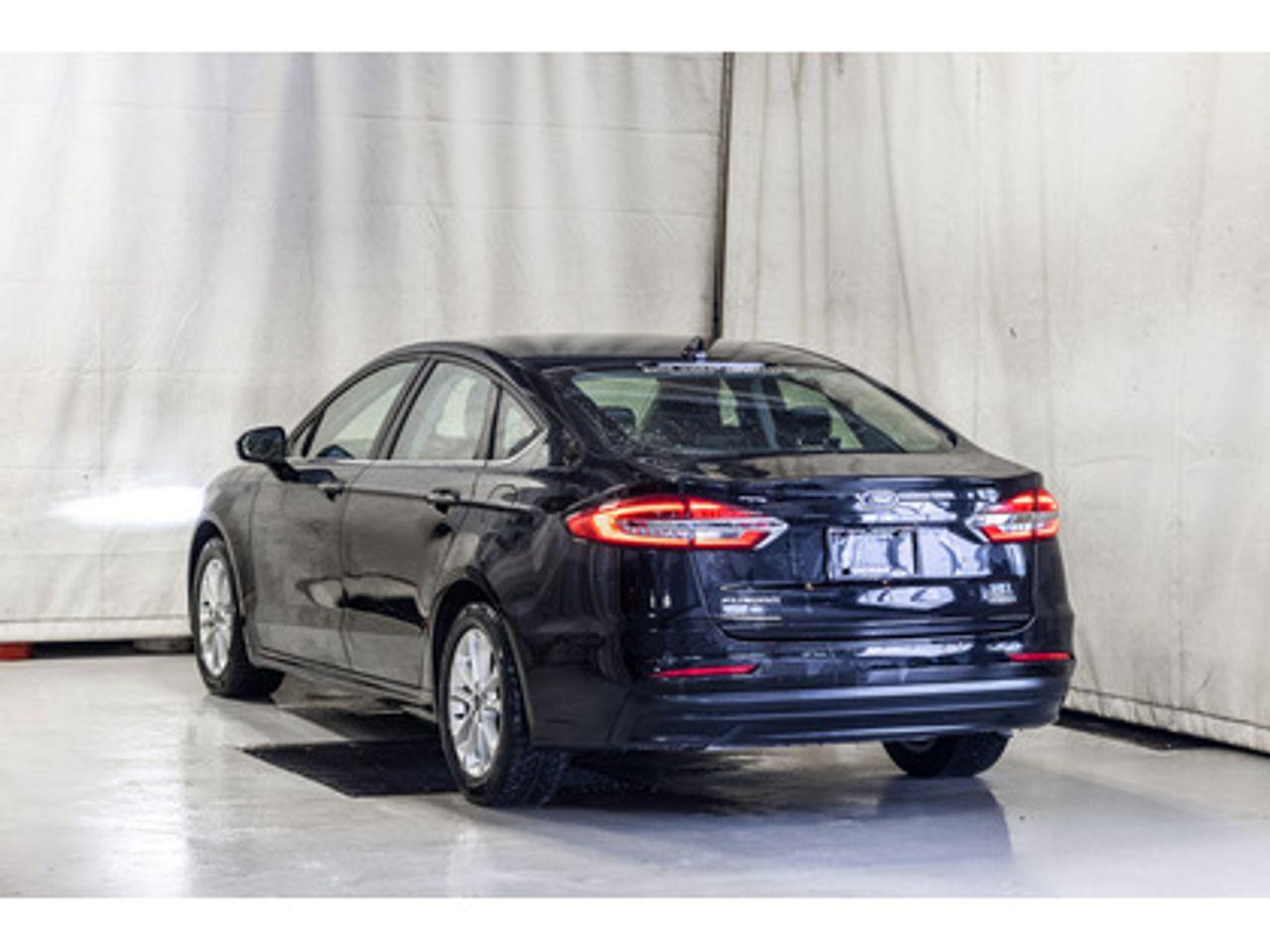2020 Ford Fusion Hybrid -3