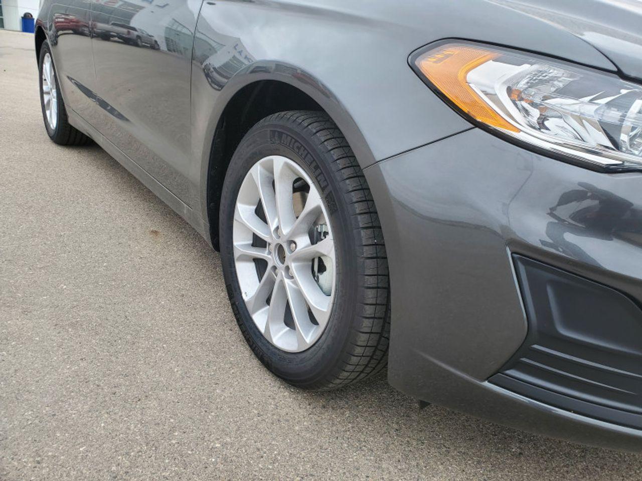 2020 Ford Fusion -3