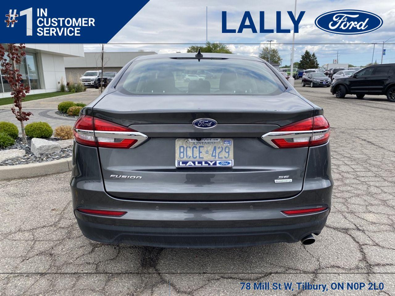 2020 Ford Fusion SE-2