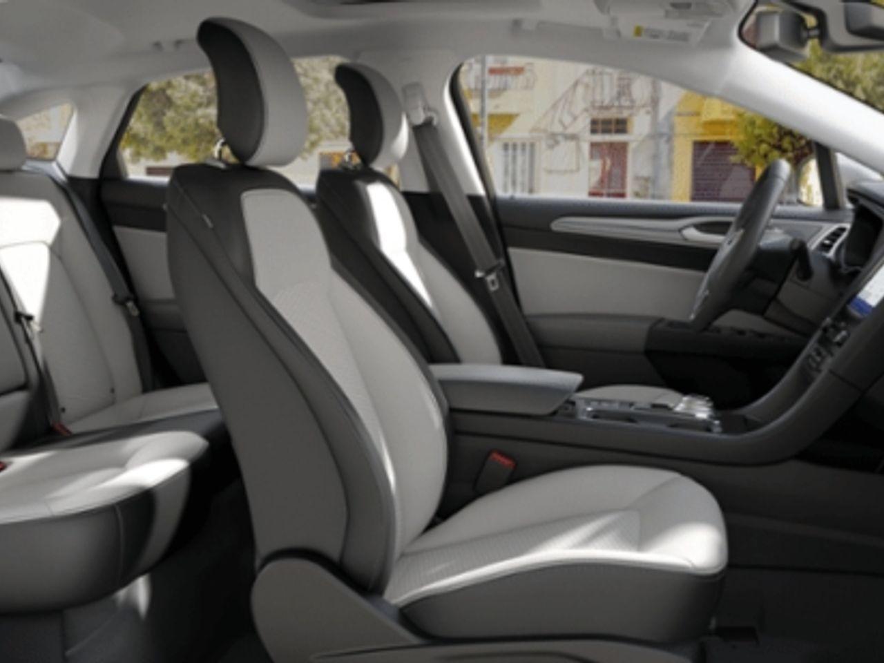 2020 Ford Fusion SE-4