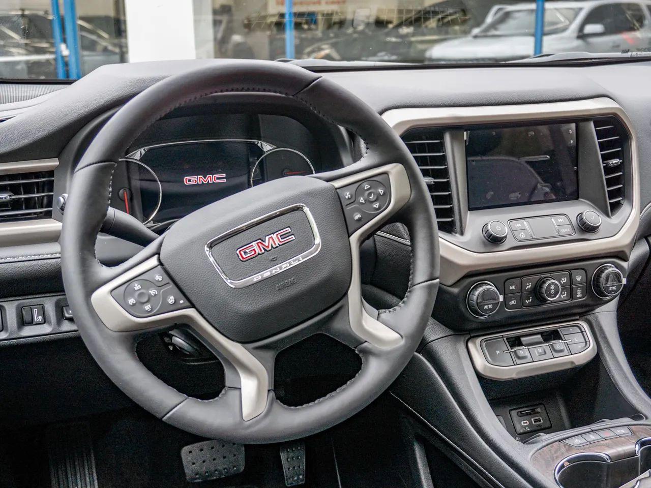 2020 GMC Acadia Denali-3