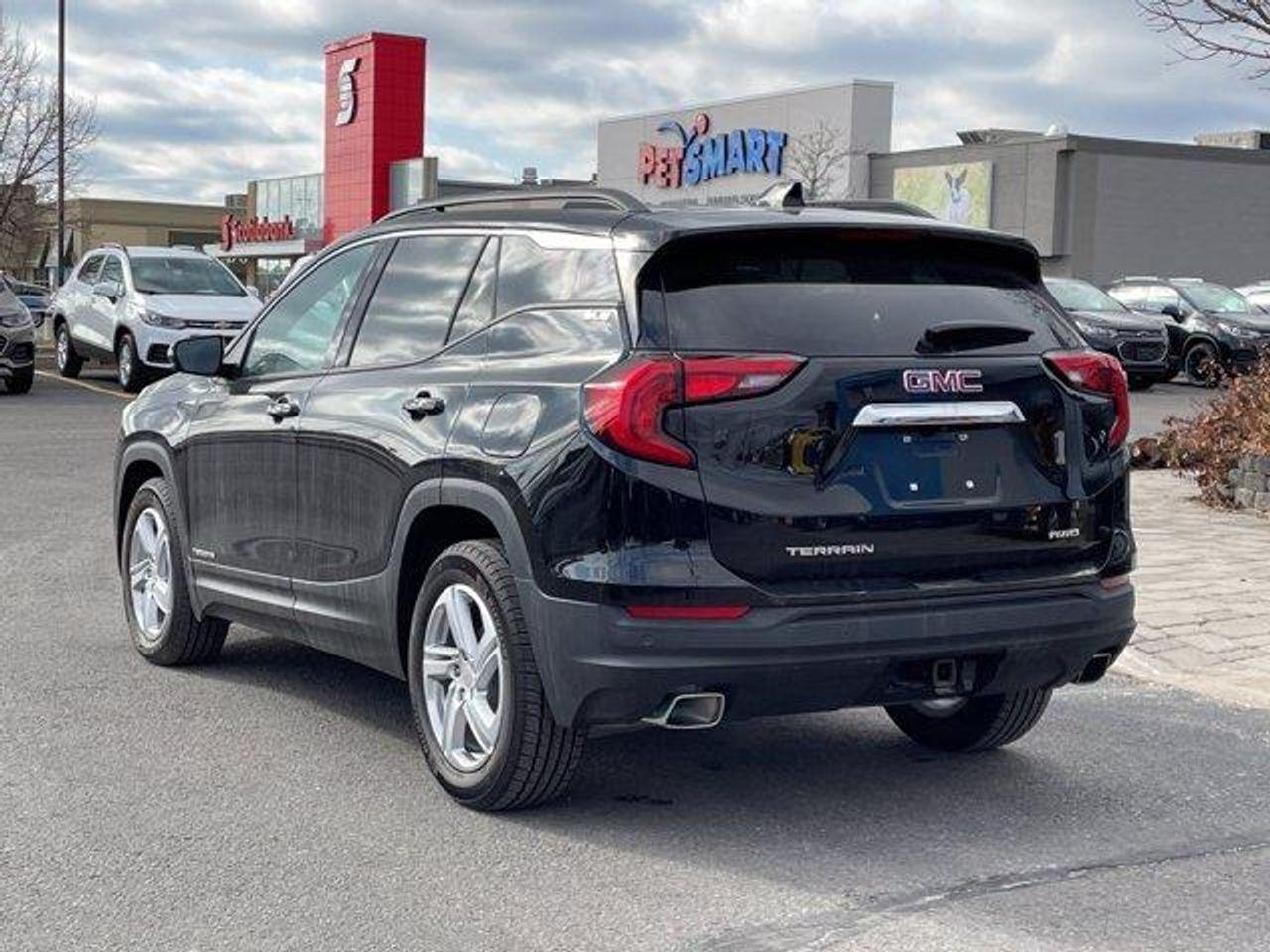 2020 GMC Terrain SLE-2