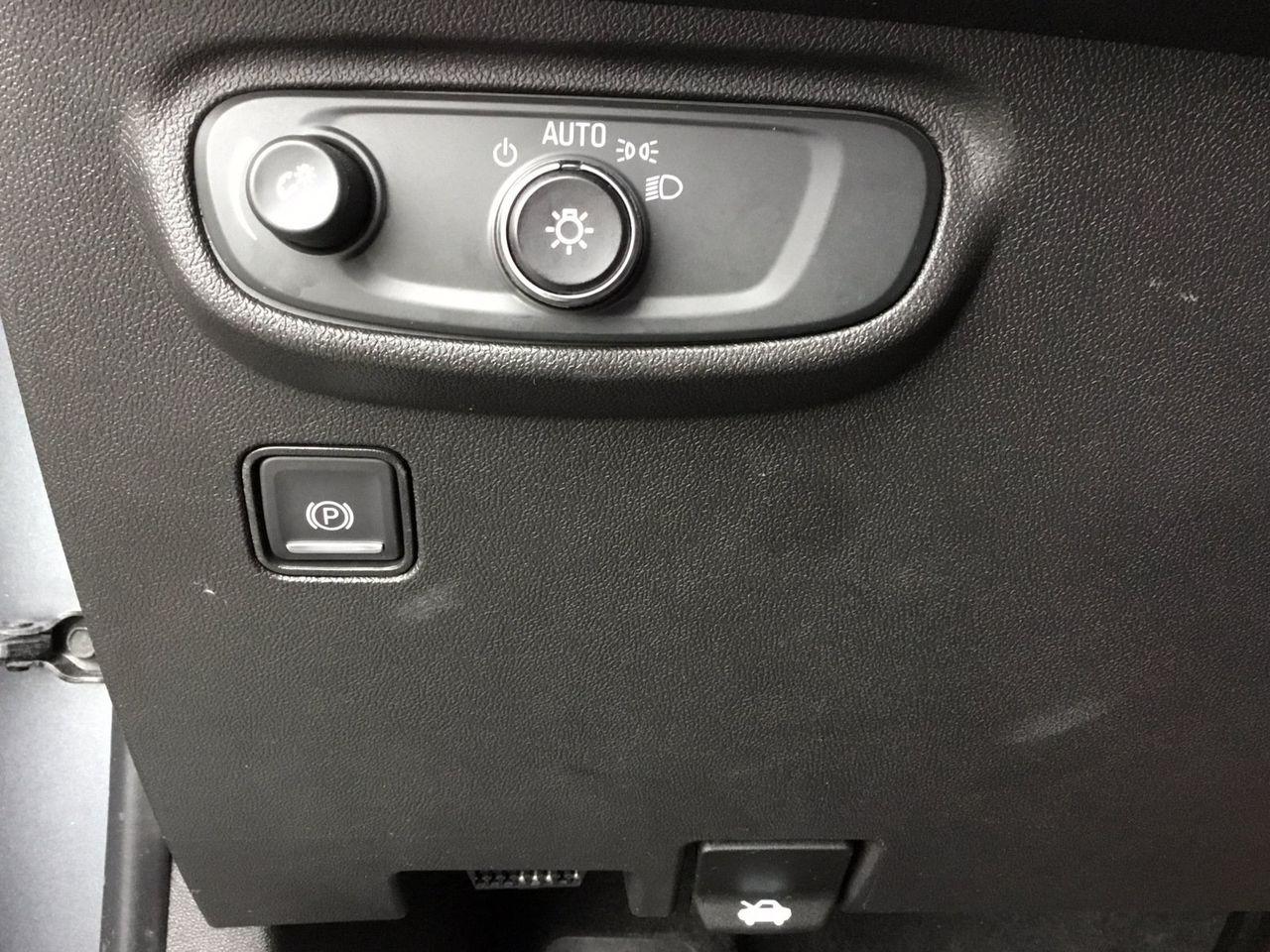 2020 GMC Terrain SLE-2