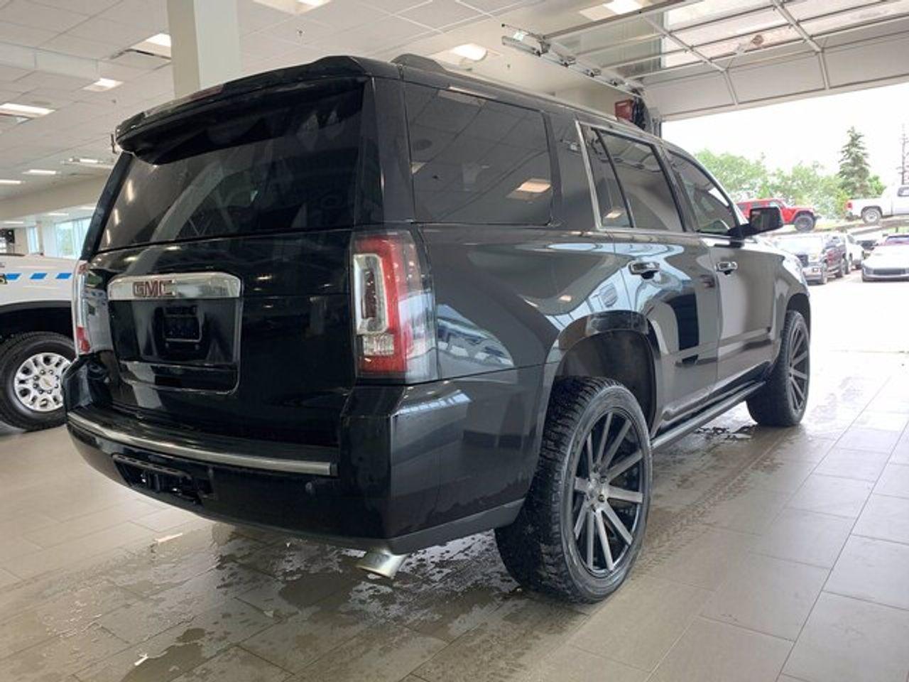 2020 GMC Yukon Denali-3
