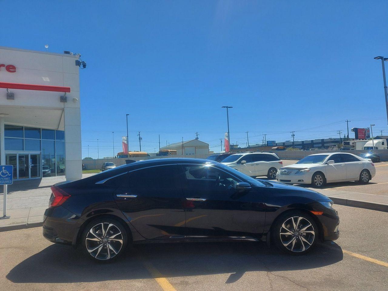 2020 Honda Civic Touring-1