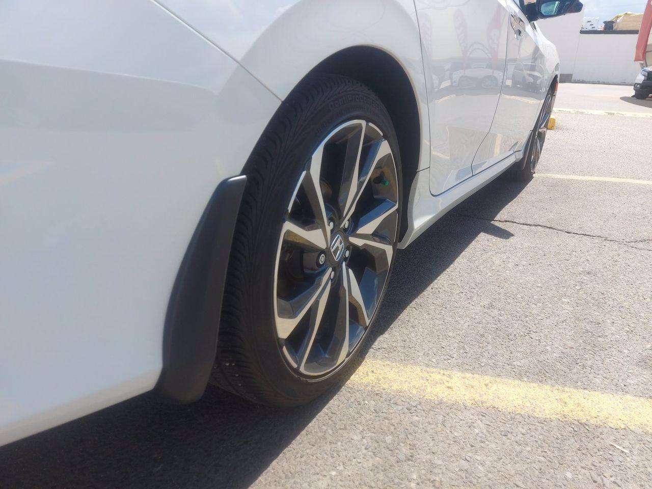 2020 Honda Civic Touring-2