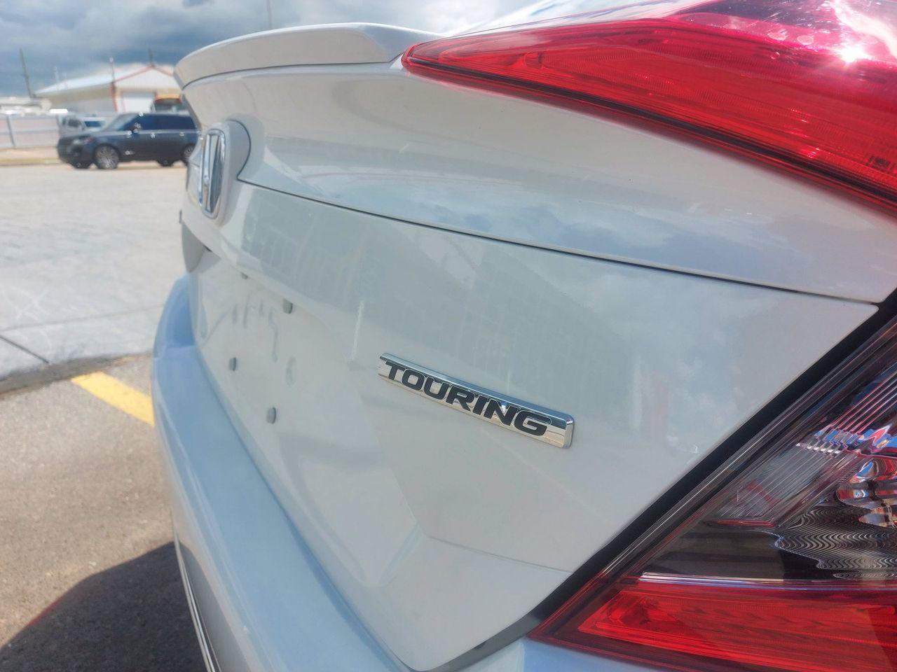 2020 Honda Civic Touring-3