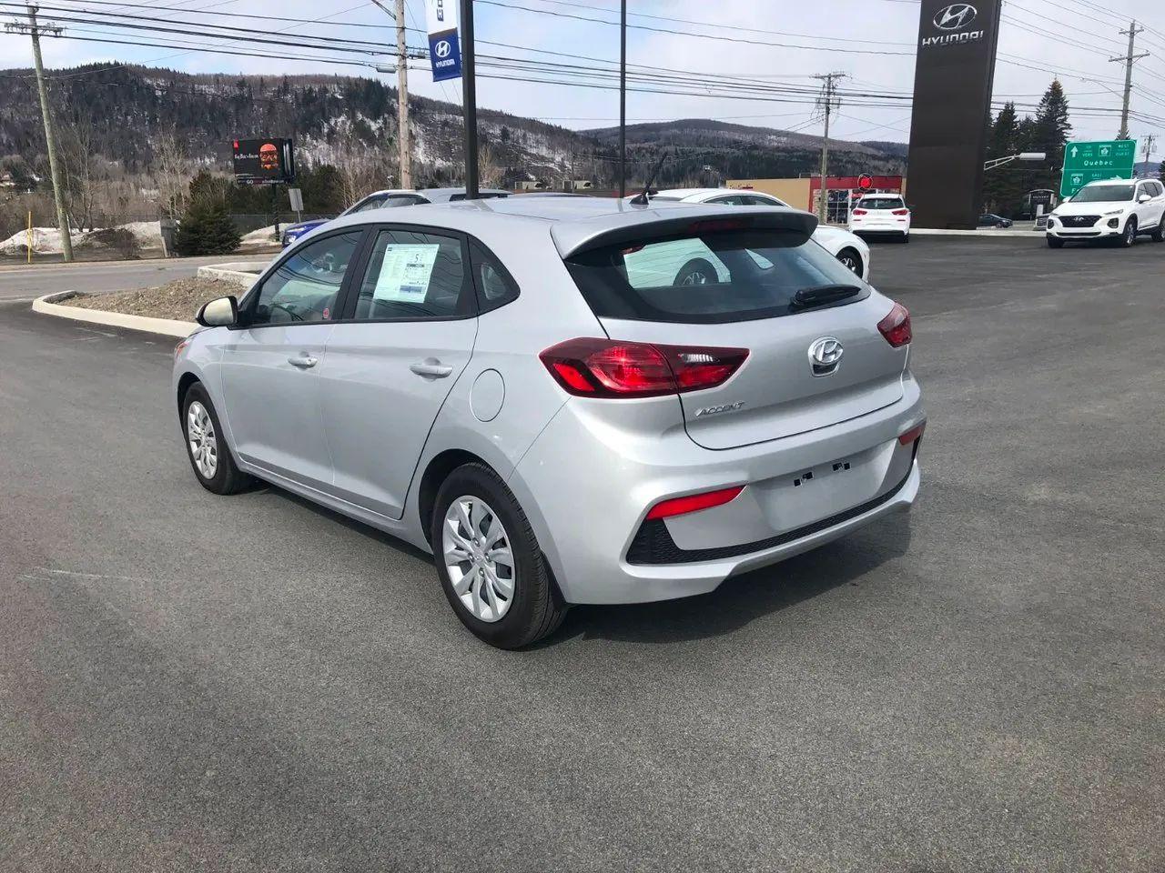 2020 Hyundai Accent Essential-3