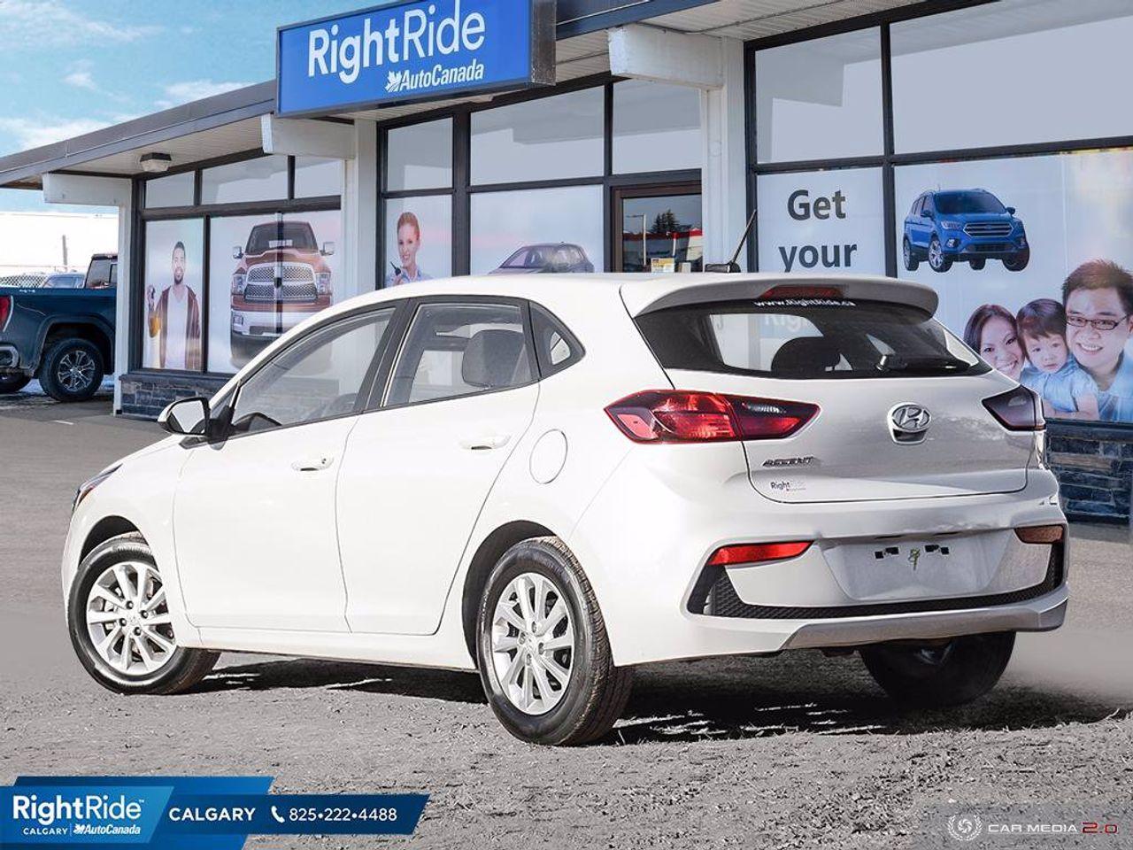 2020 Hyundai Accent Preferred-3