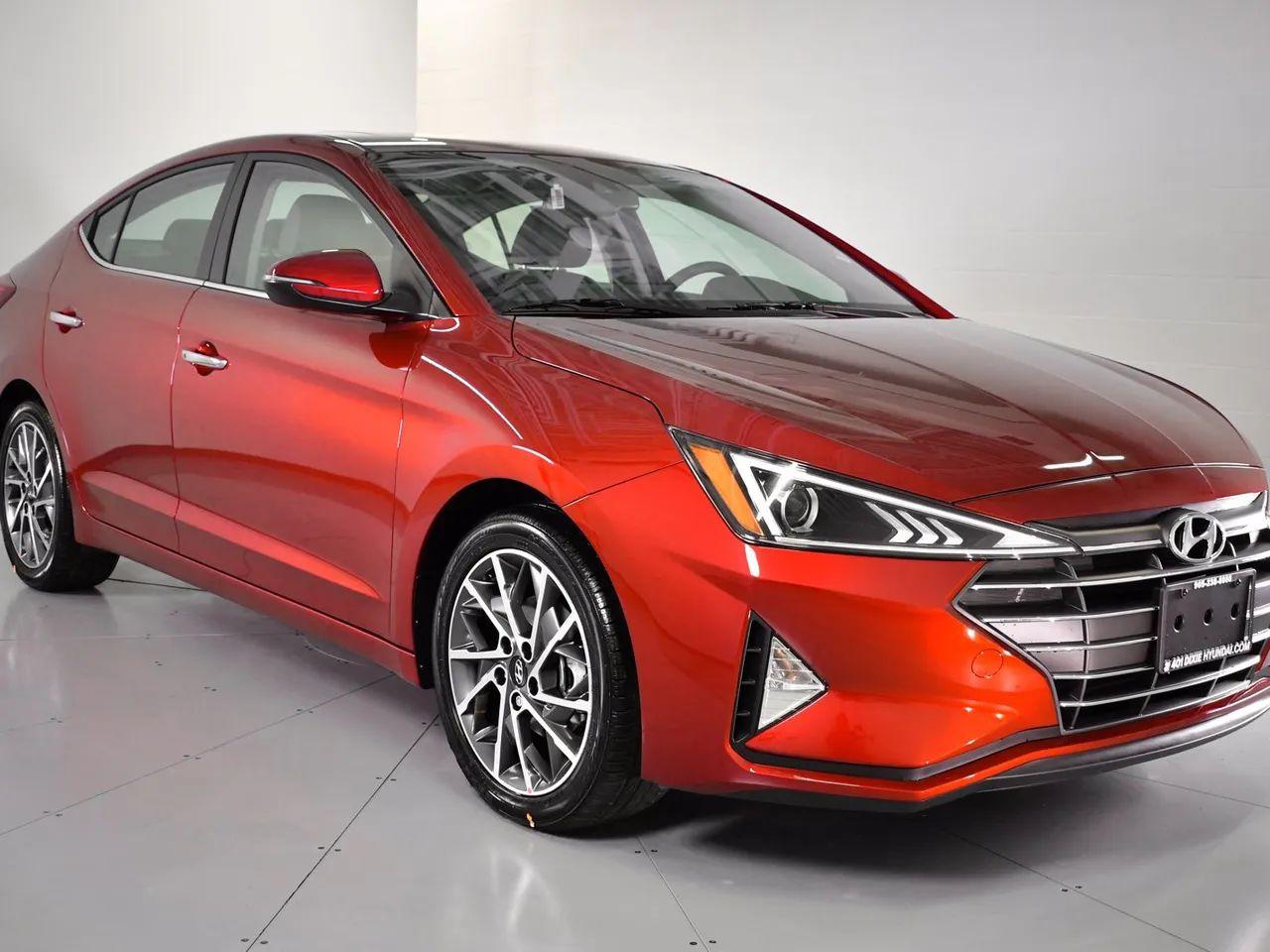 2020 Hyundai Elantra Luxury-2