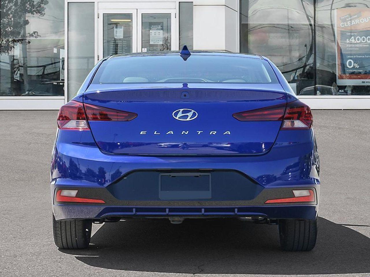 2020 Hyundai Elantra Luxury-3