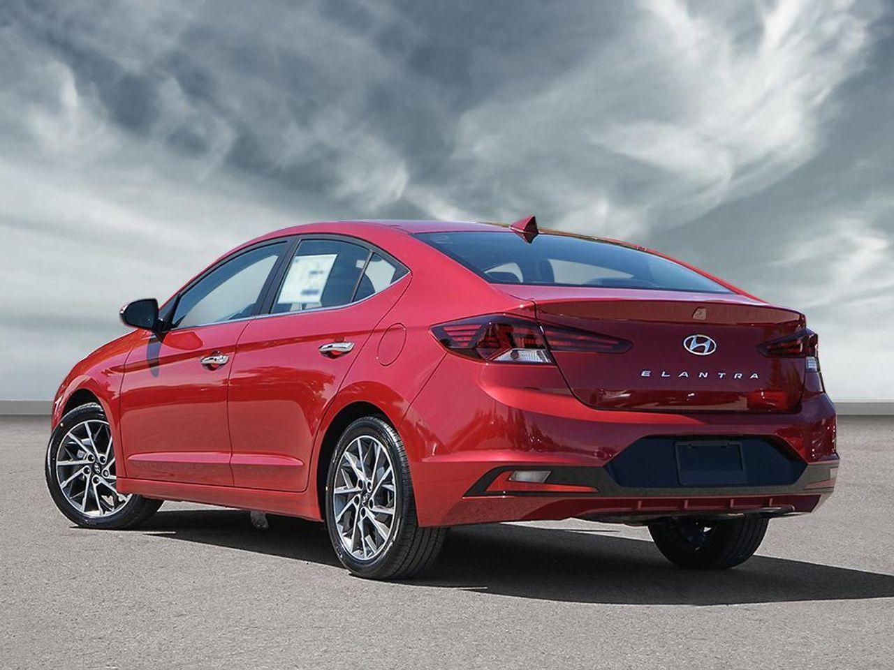 2020 Hyundai Elantra Luxury-3