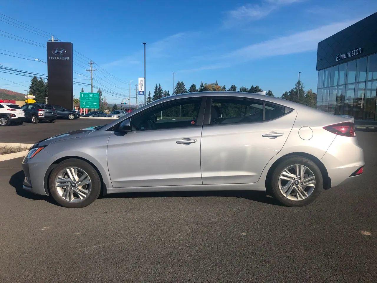 2020 Hyundai Elantra Preferred-2