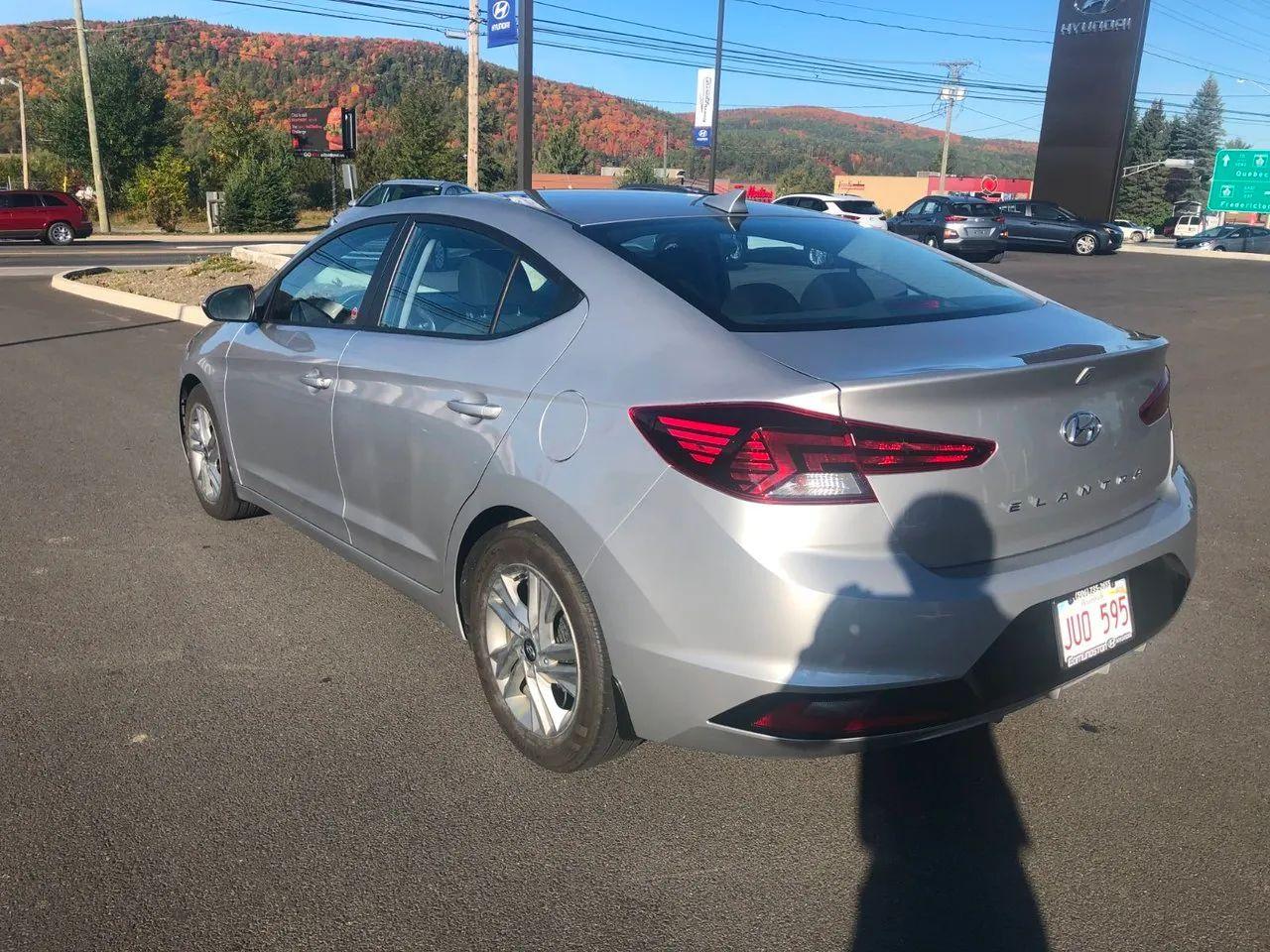 2020 Hyundai Elantra Preferred-3