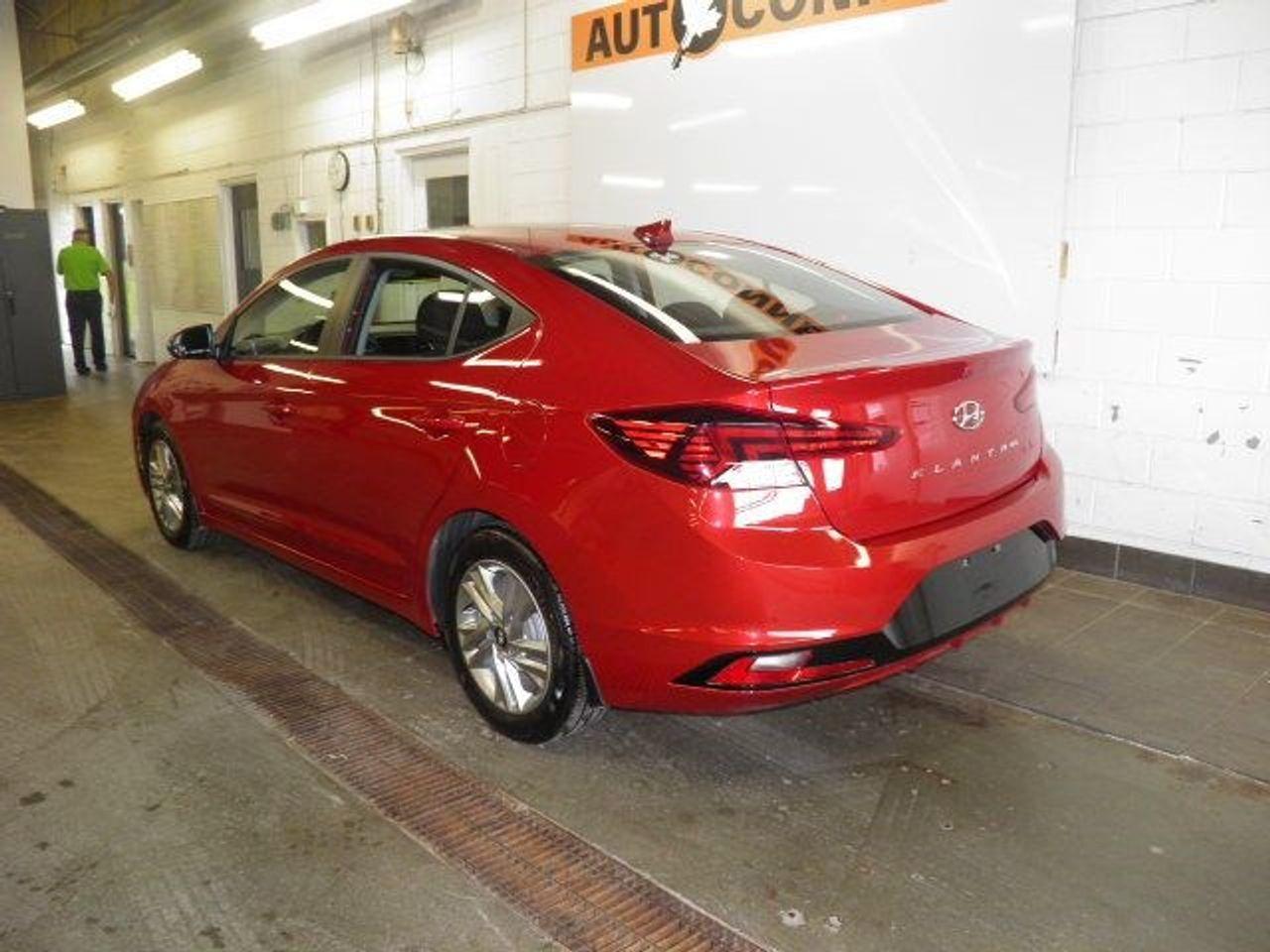 2020 Hyundai Elantra Preferred-3
