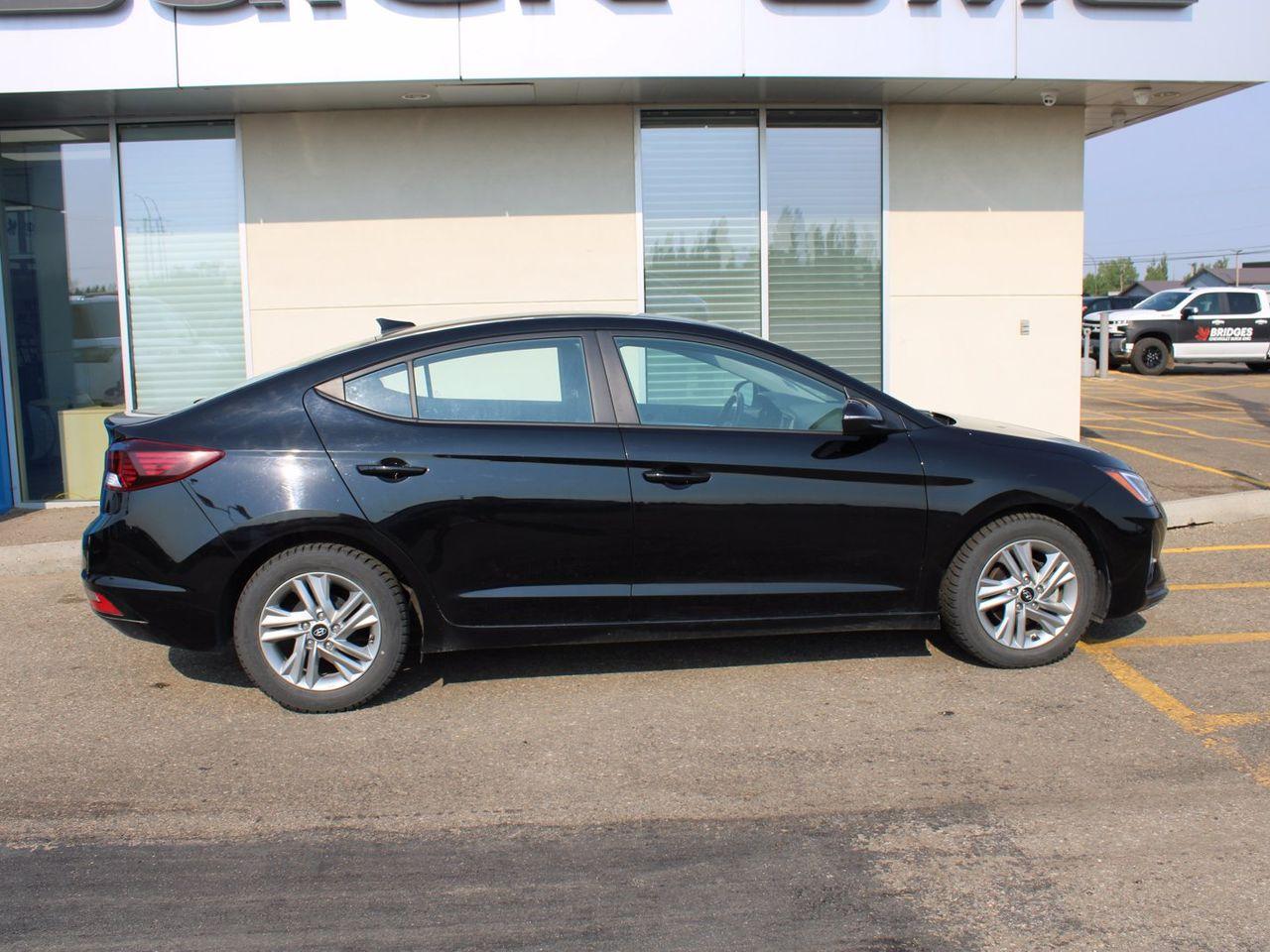 2020 Hyundai Elantra Preferred-2