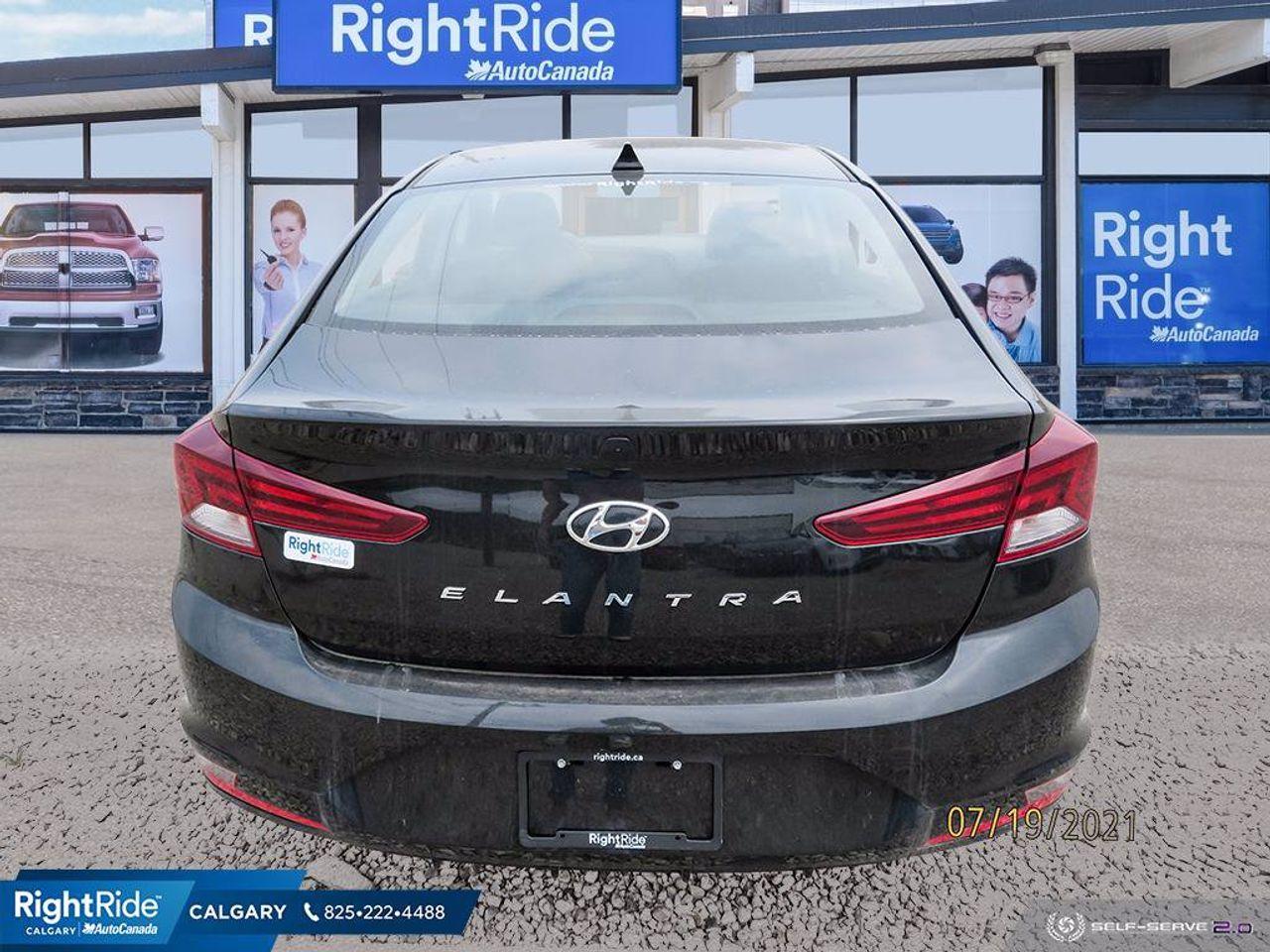 2020 Hyundai Elantra Preferred-4
