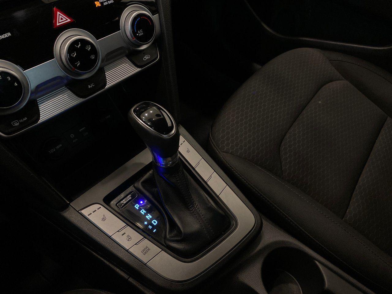 2020 Hyundai Elantra Preferred-4