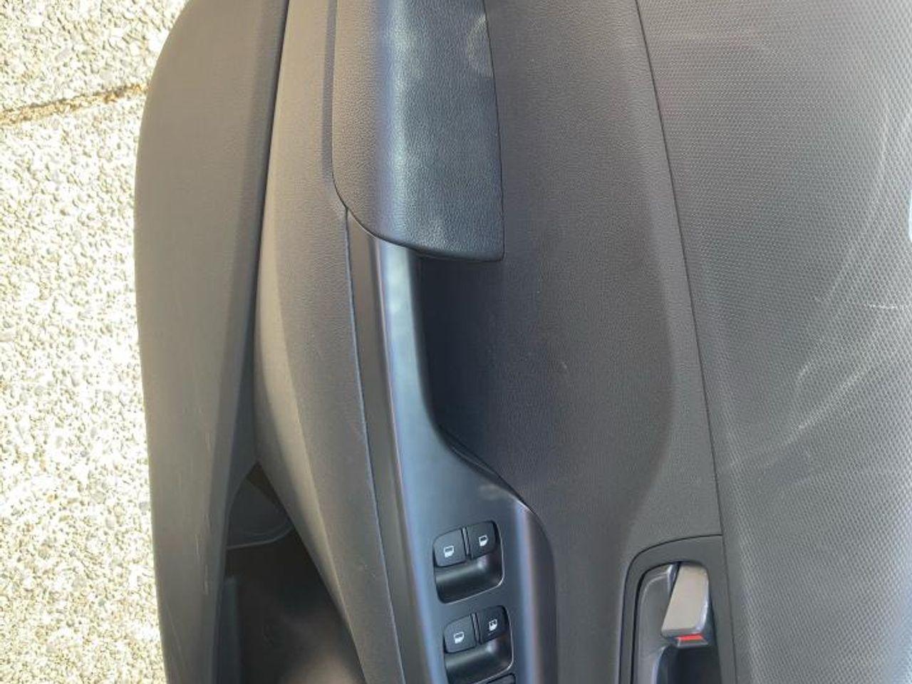 2020 Hyundai Kona Essential-4
