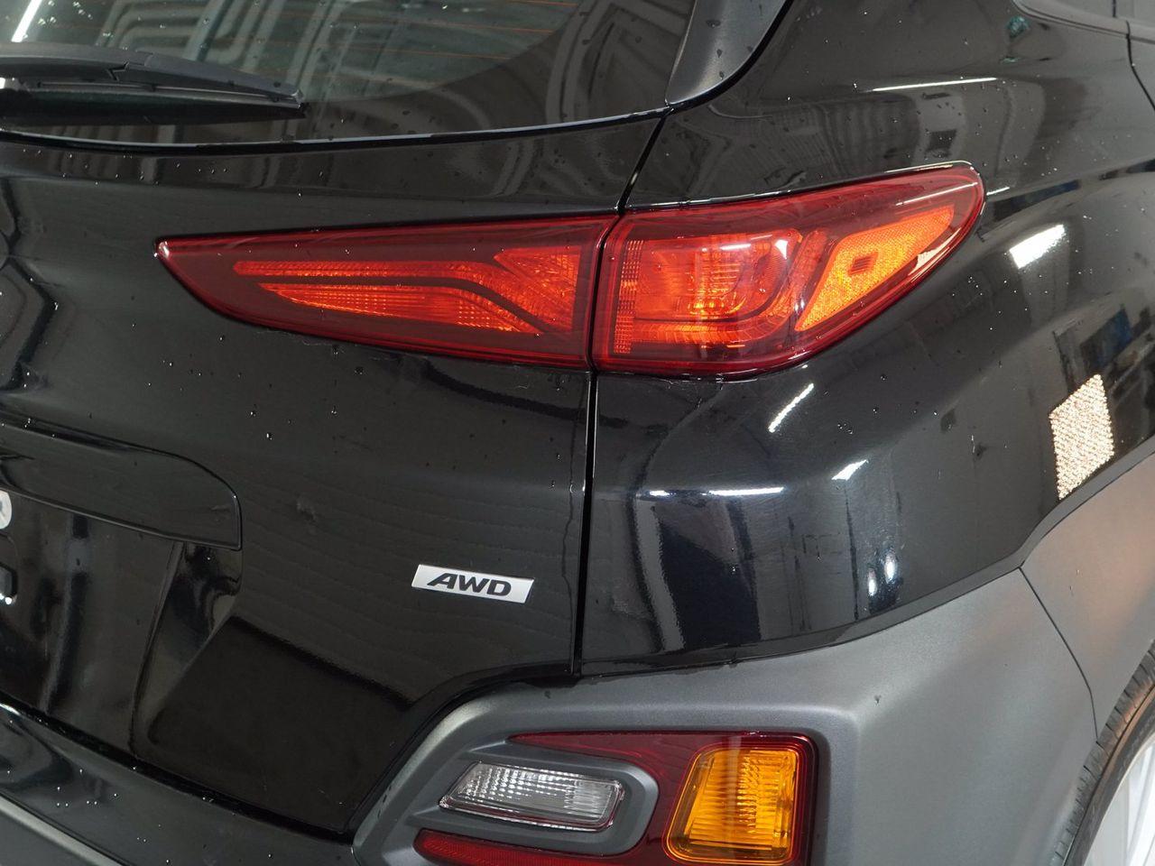 2020 Hyundai Kona Preferred-2