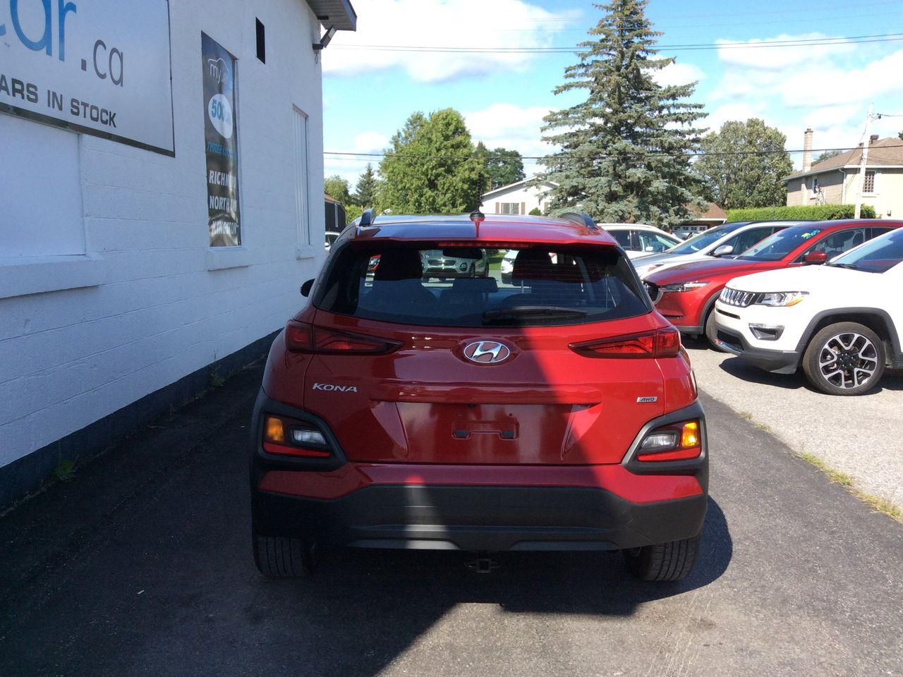 2020 Hyundai Kona Preferred-3