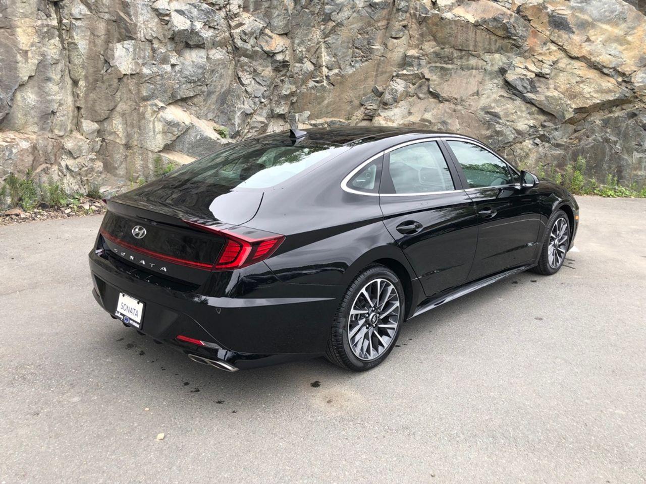 2020 Hyundai Sonata Luxury-1