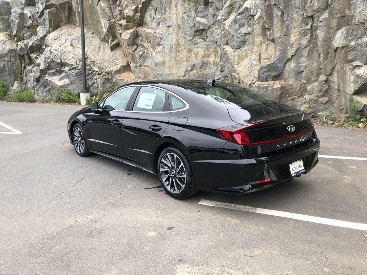 2020 Hyundai Sonata Luxury-2