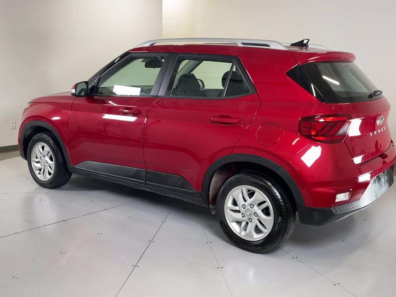 2020 Hyundai Venue Preferred-4