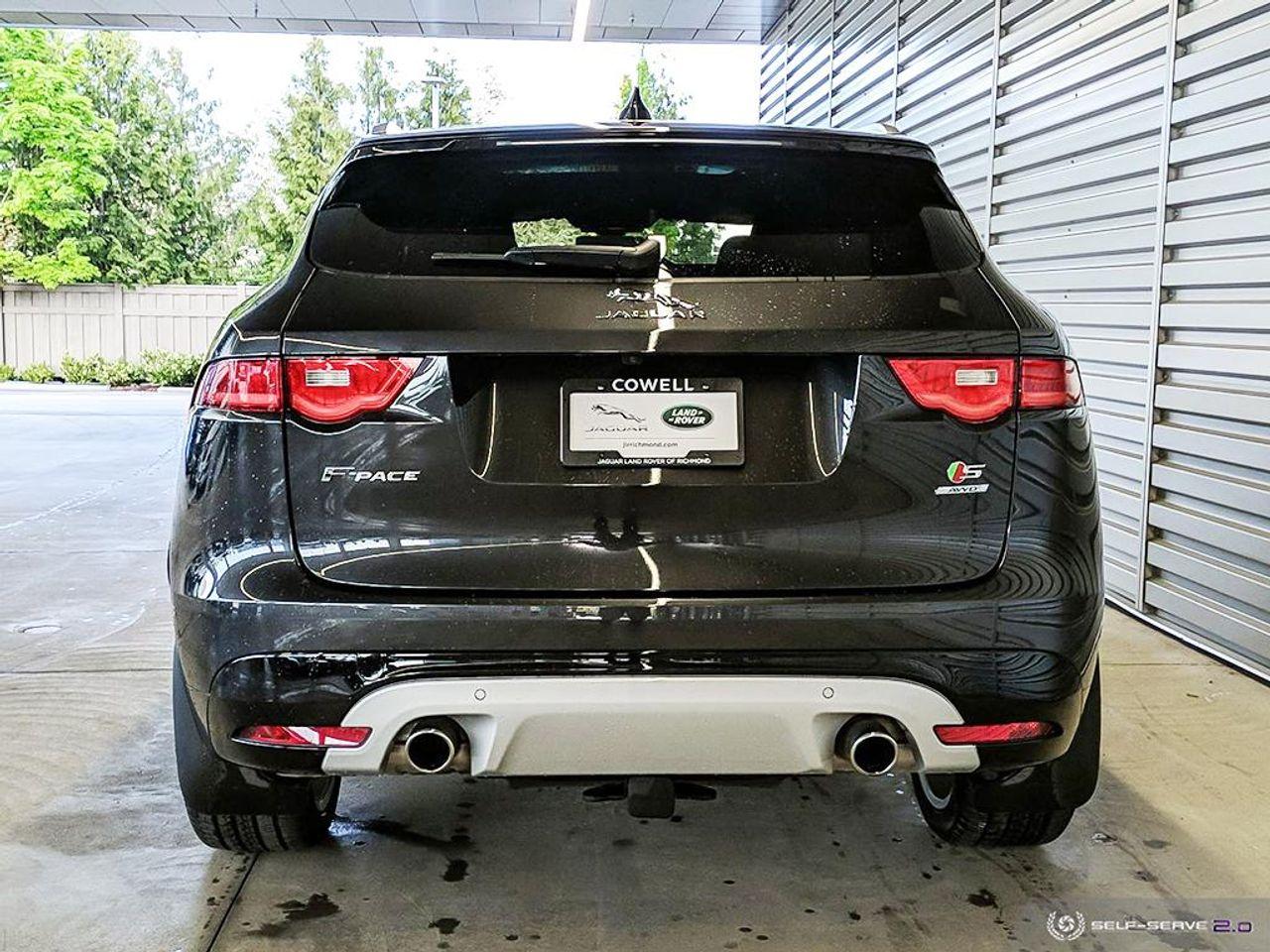 2020 Jaguar F-Pace S-4