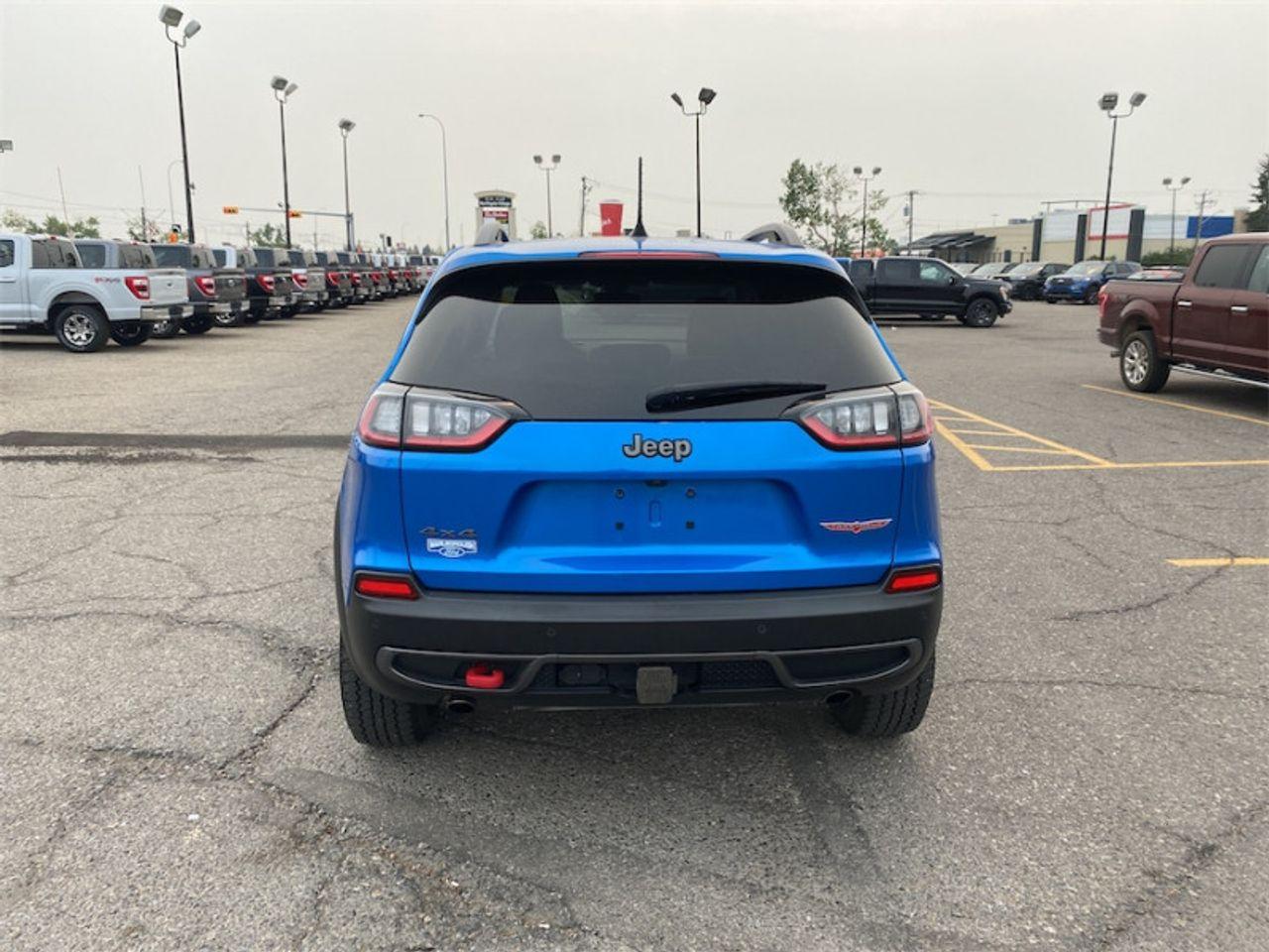 2020 Jeep Cherokee -3