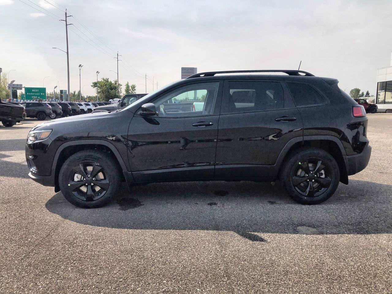 2020 Jeep Cherokee Altitude-2