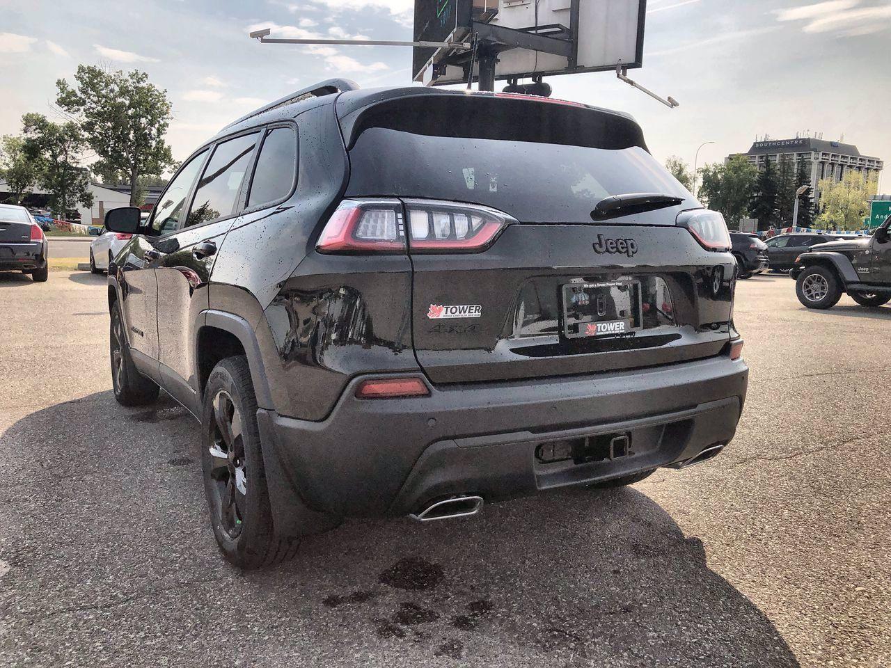 2020 Jeep Cherokee Altitude-3