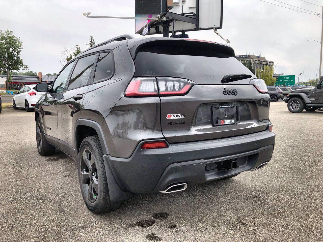 2020 Jeep Cherokee Altitude-3