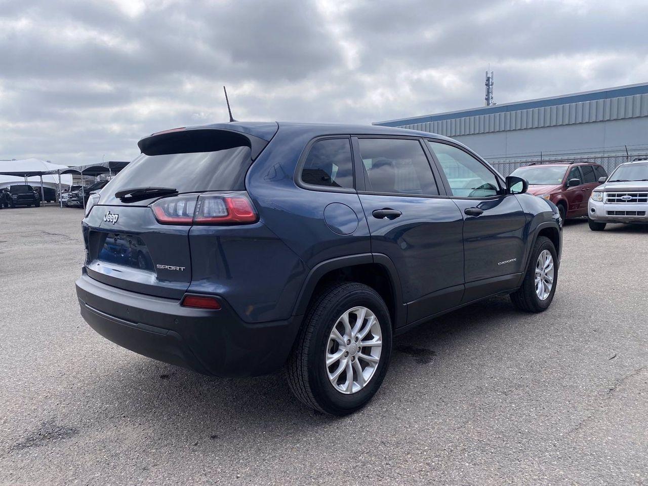 2020 Jeep Cherokee -3