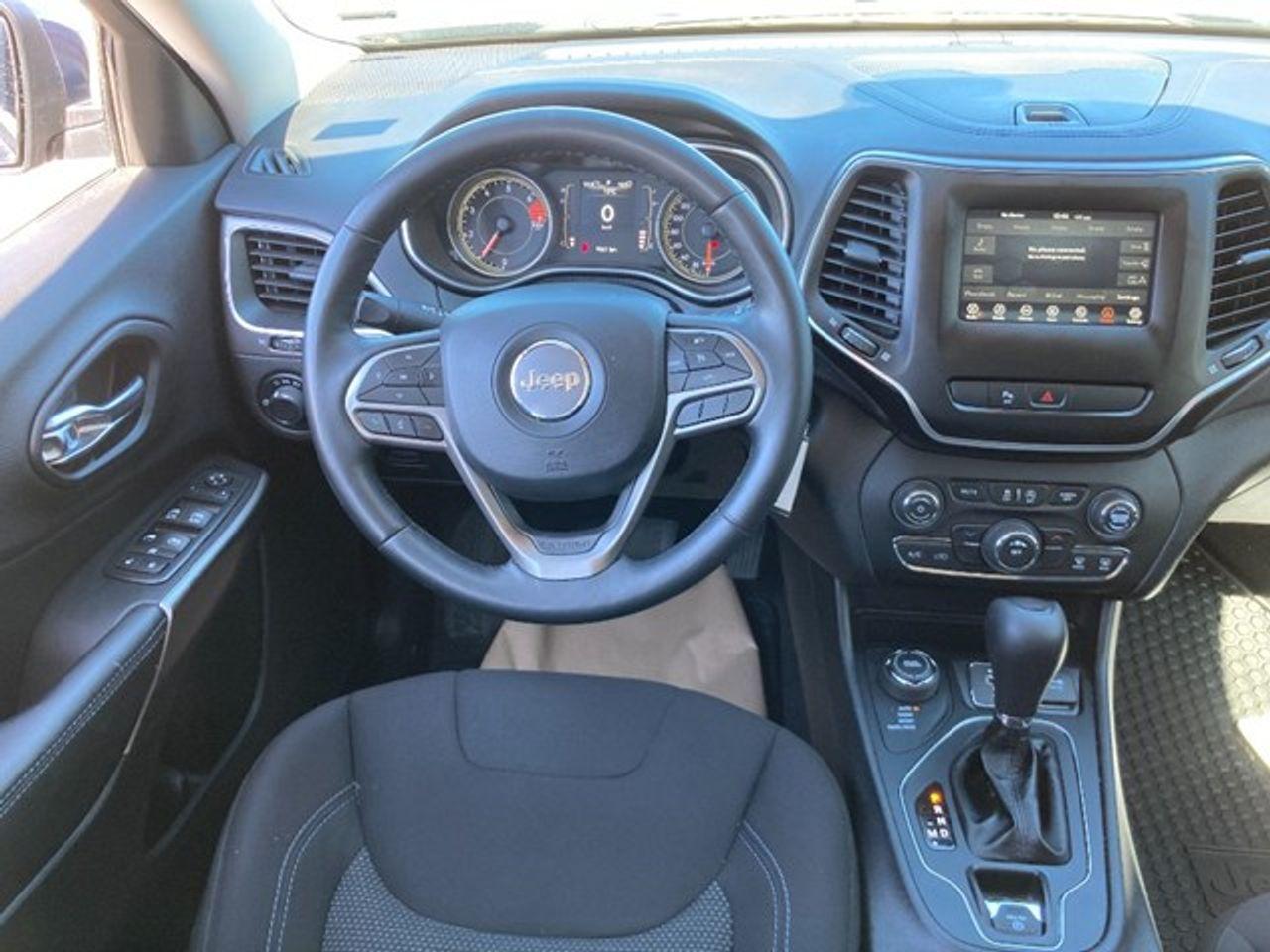 2020 Jeep Cherokee -3