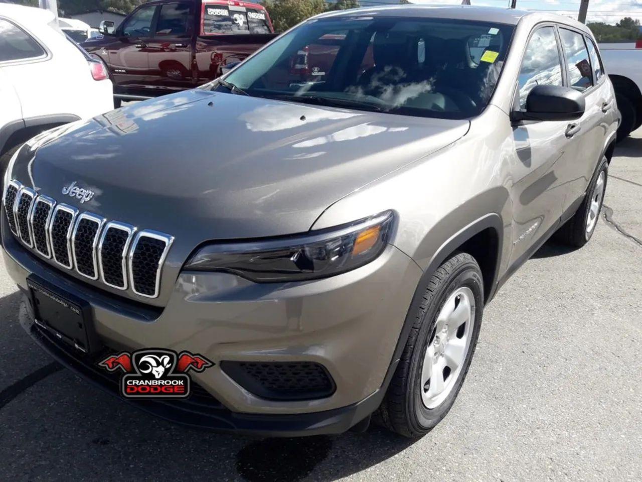 2020 Jeep Cherokee -2