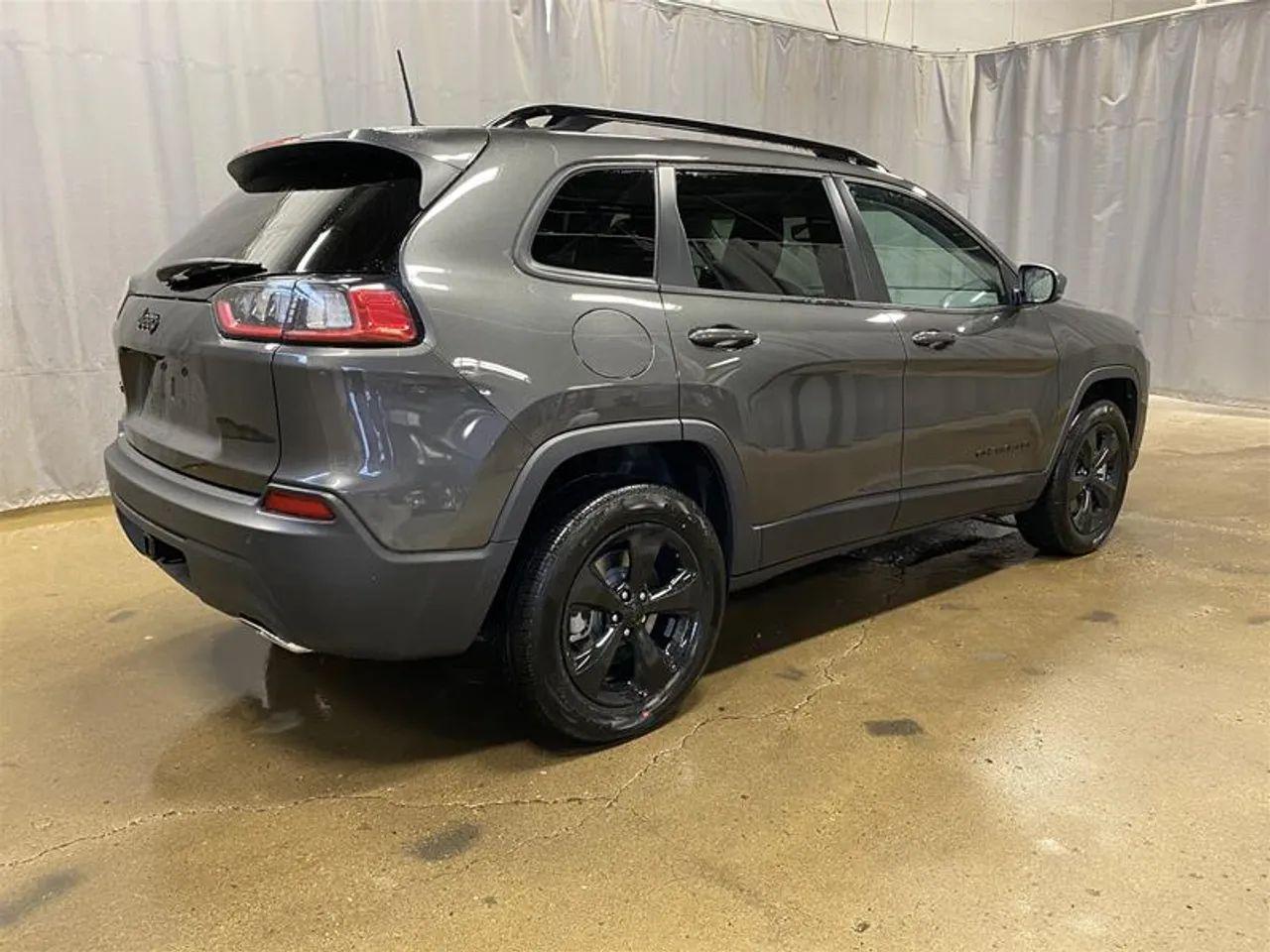 2020 Jeep Cherokee North-2