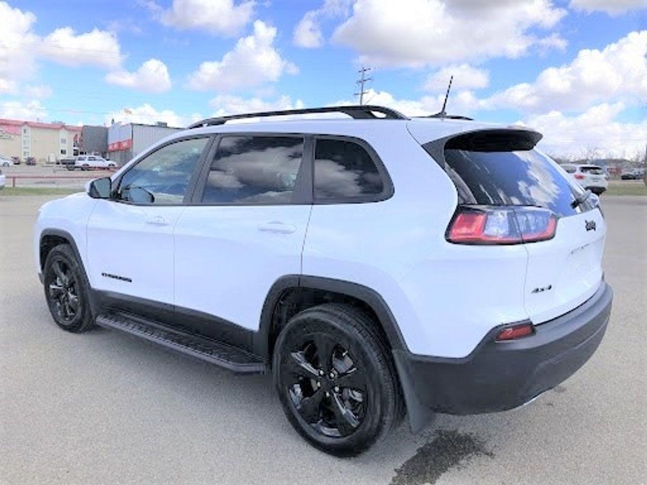 2020 Jeep Cherokee North-3