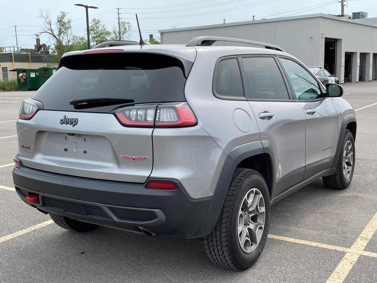 2020 Jeep Cherokee Trailhawk-2