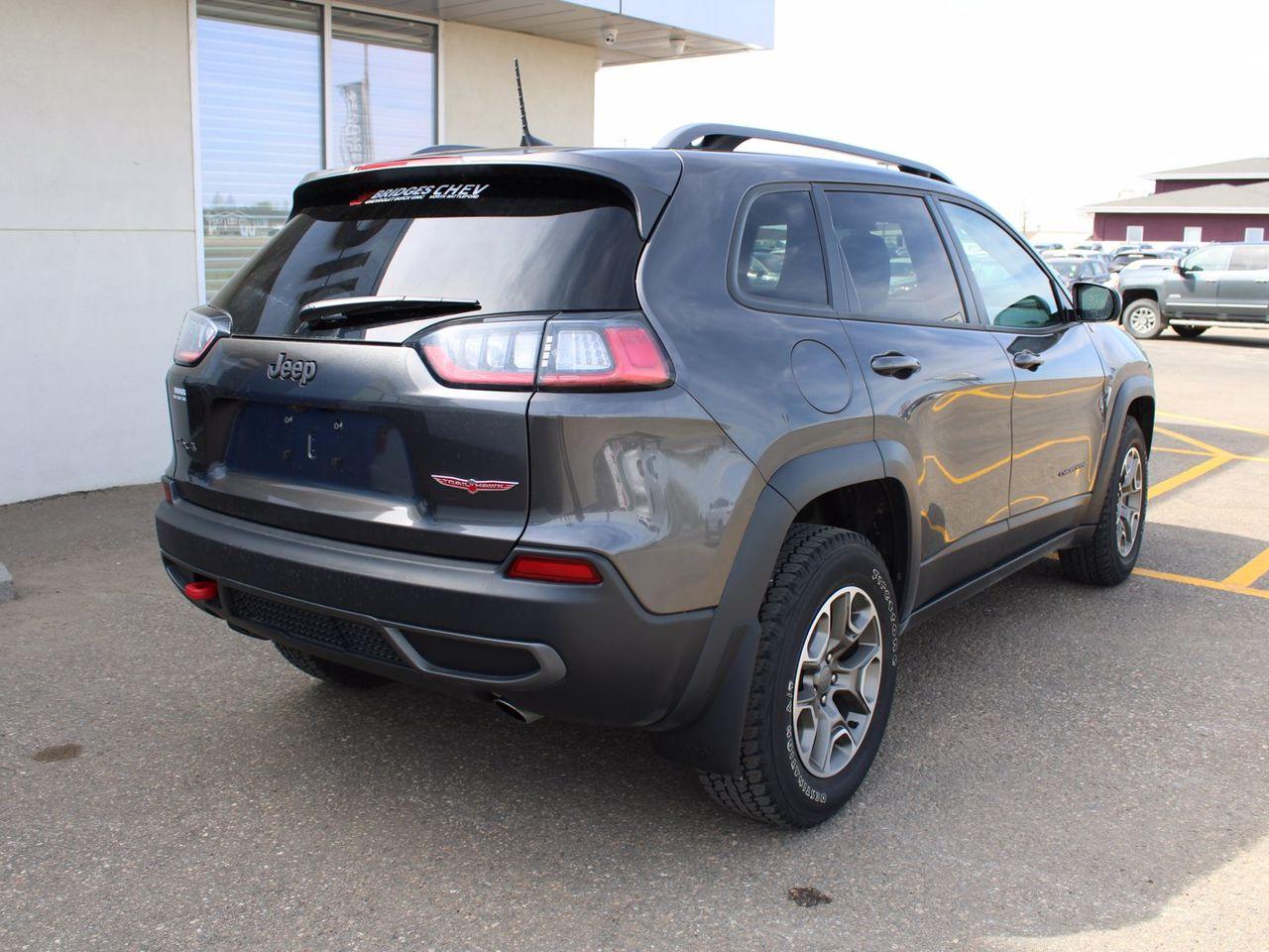 2020 Jeep Cherokee Trailhawk-3