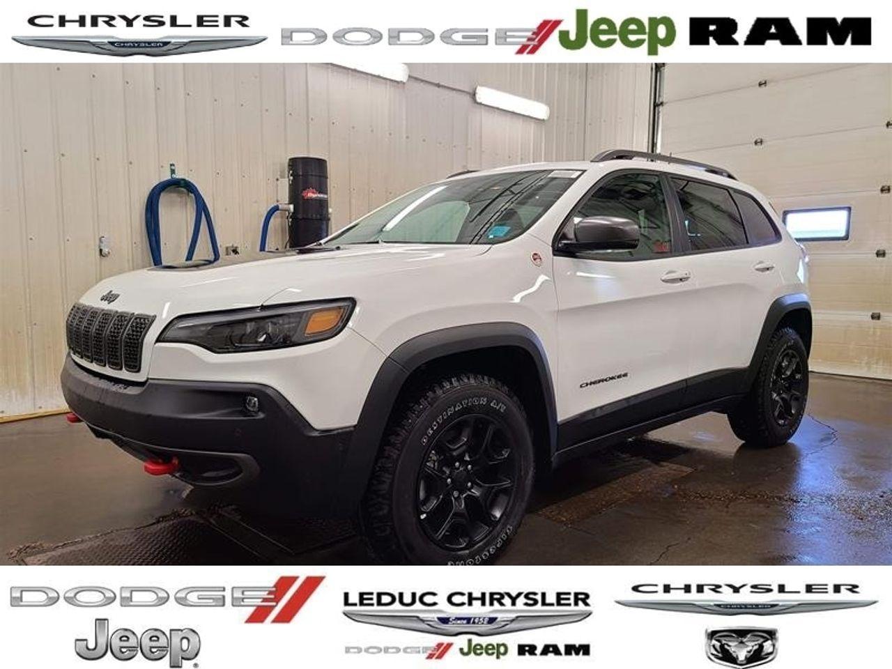 2020 Jeep Cherokee Trailhawk-0