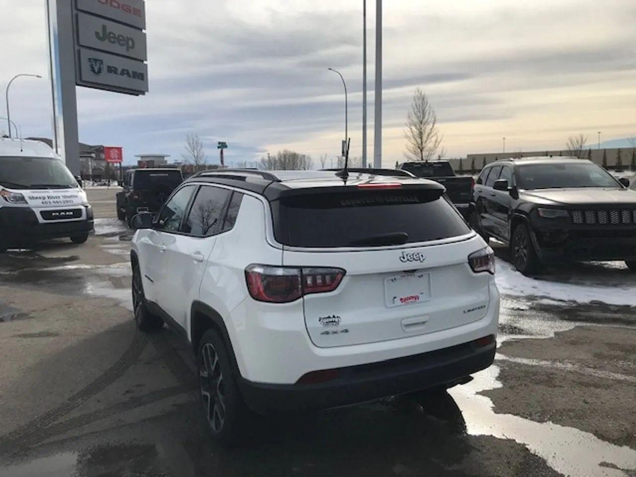 2020 Jeep Compass Limited-4