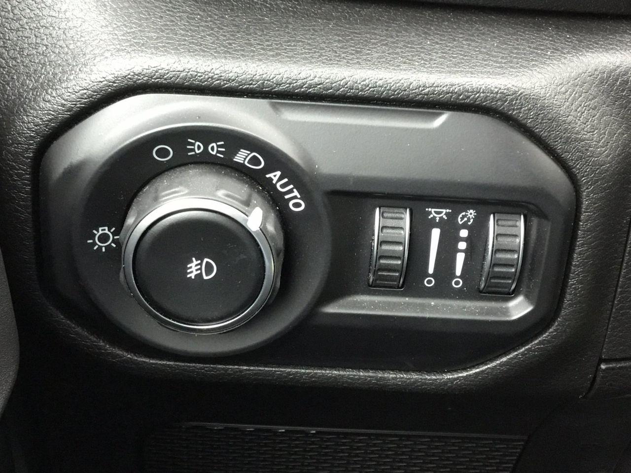 2020 Jeep Wrangler Altitude-2