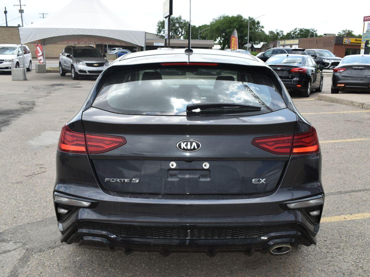 2020 Kia Forte 5-Door eX-2