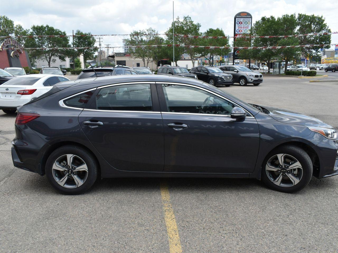 2020 Kia Forte 5-Door eX-4