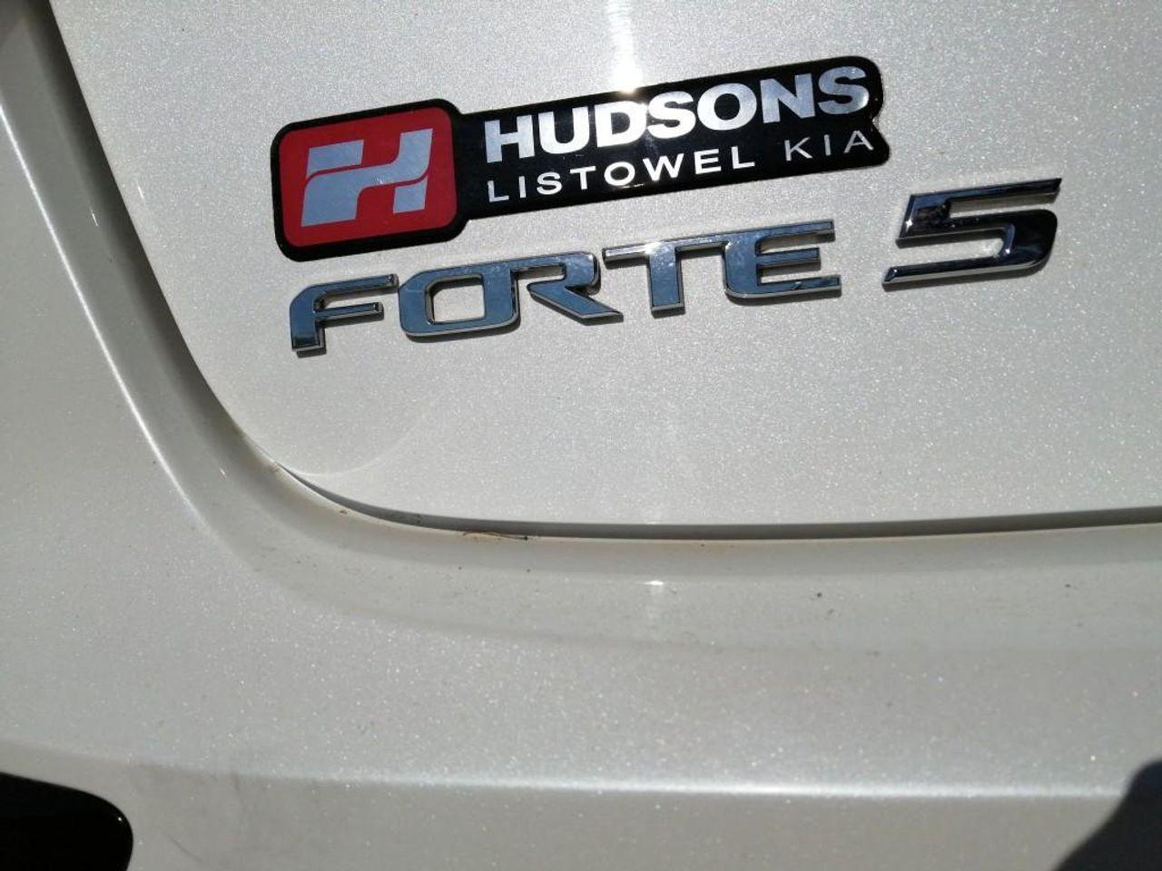2020 Kia Forte 5-Door eX-2